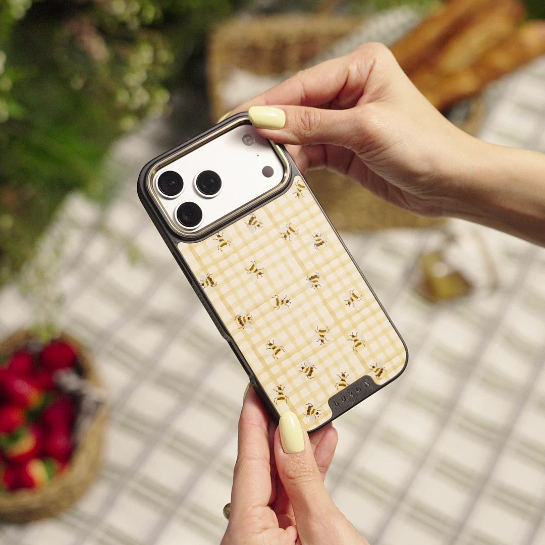 Honeycomb - Samsung Galaxy S26 Plus Case - Image 65